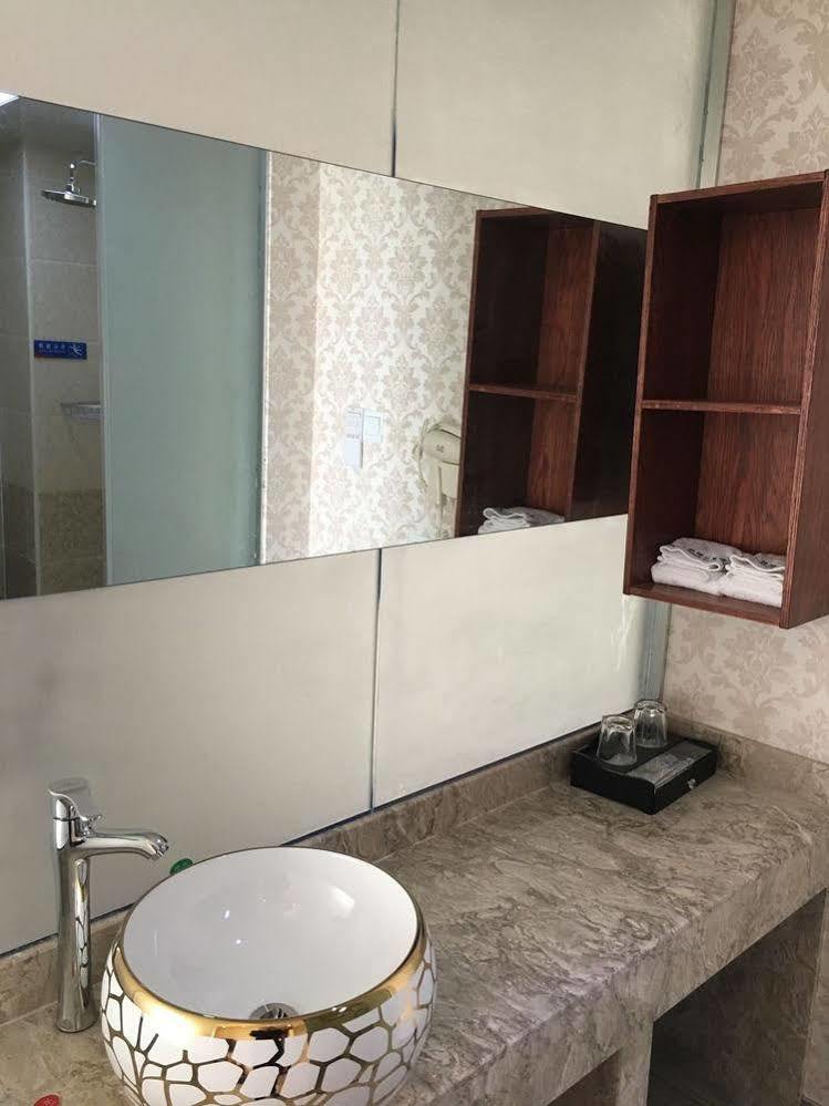 Marco Apartment Changsha Bagian luar foto
